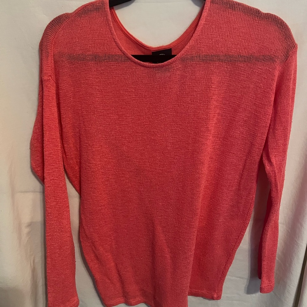 Beautiful coral sweater size S